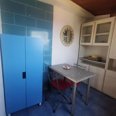 Appartamento In Collina E Vista Mare